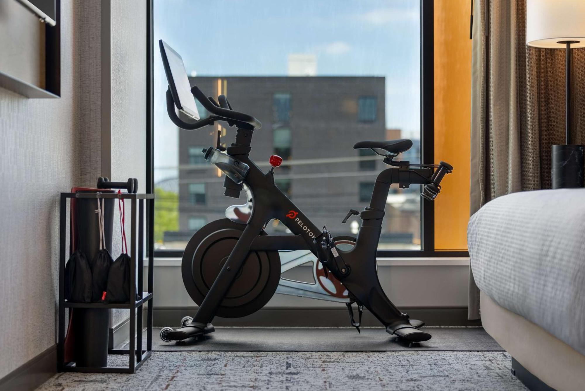 Tempo By Hilton Louisville Downtown Nulu Екстер'єр фото