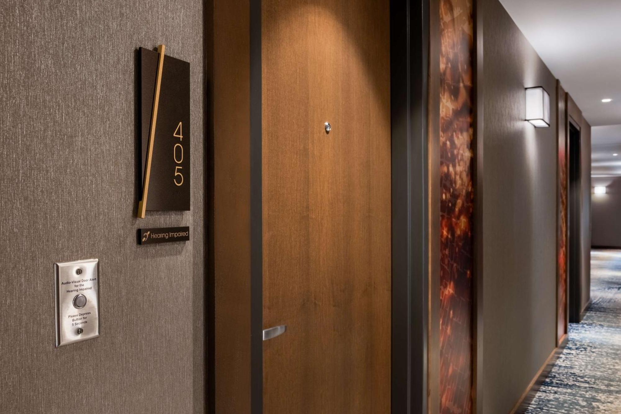 Tempo By Hilton Louisville Downtown Nulu Екстер'єр фото